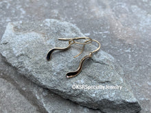 Load image into Gallery viewer, 14ky Hand-Forged Earrings w/ Ear Wires