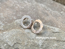 Load image into Gallery viewer, Hammered Circle Earrings
